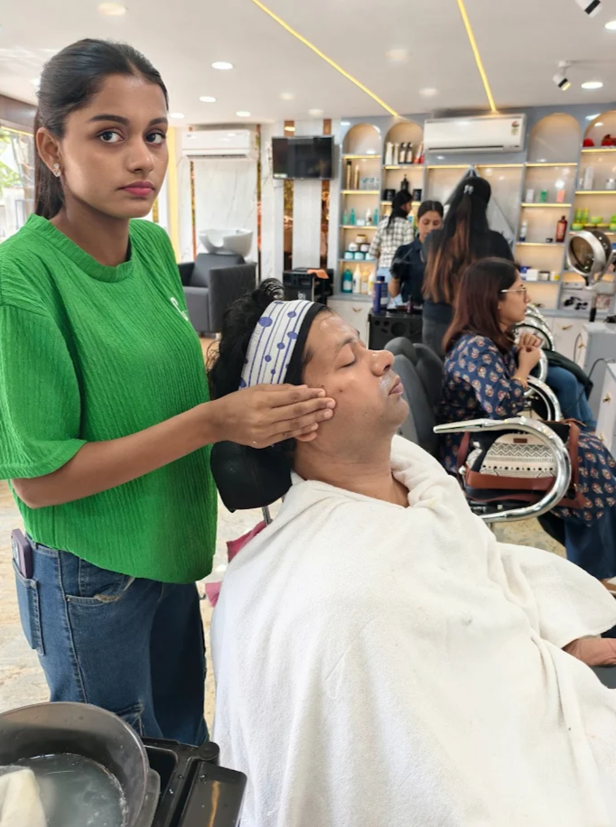 studio-club-salon-facial-time