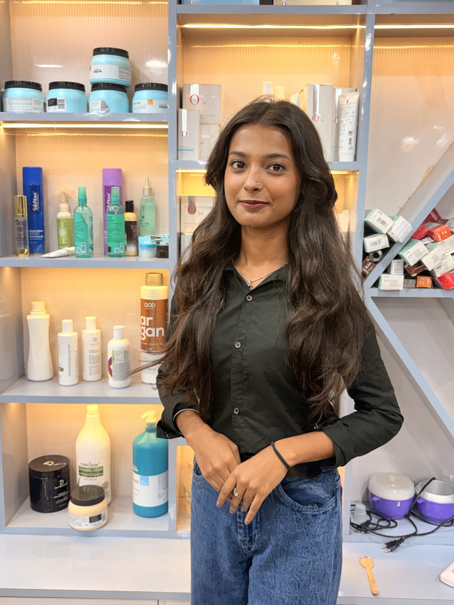 Sital - makeup artist & junior beautician